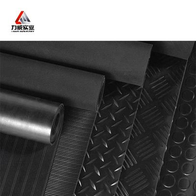 NBR / SBR / NR / EPDM / 실리콘 / FKM 등에서 사용자 정의 가능한 고무 장 길이 1-50m